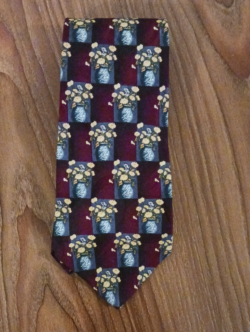 Men's Floral Vase Pattern Silk Tie - Burgundy and Blue
